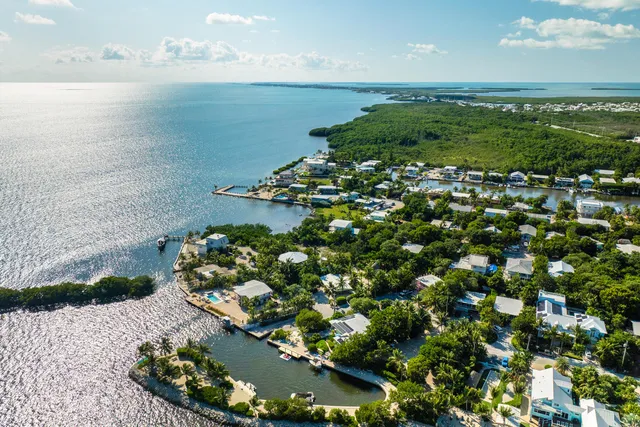 $1,685,000 | 229 Coral Road, Islamorada, FL 33036