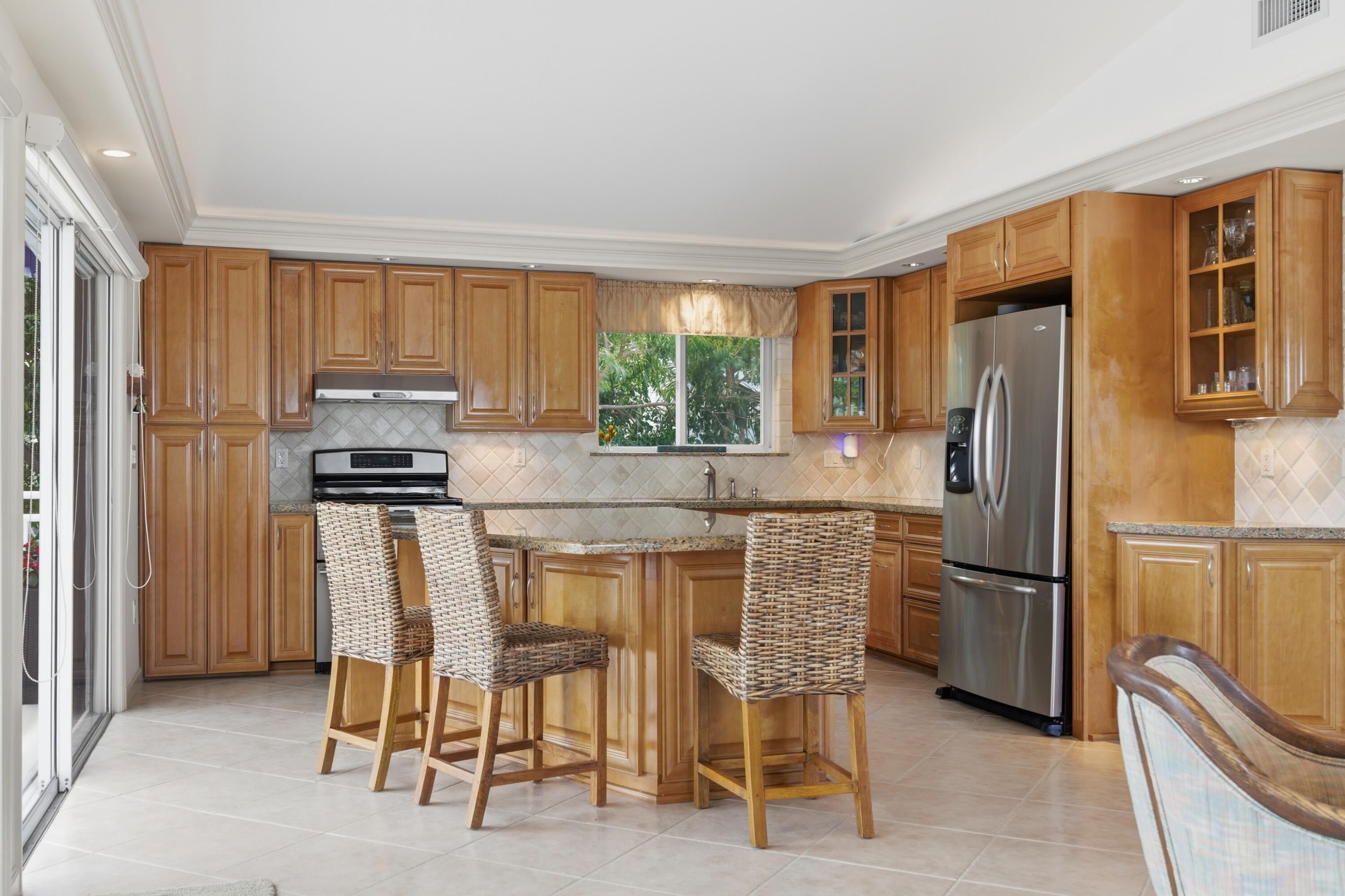 200 5th Street Key Colony Beach, FL 33051 - Photo 14 of 57 IMG_019