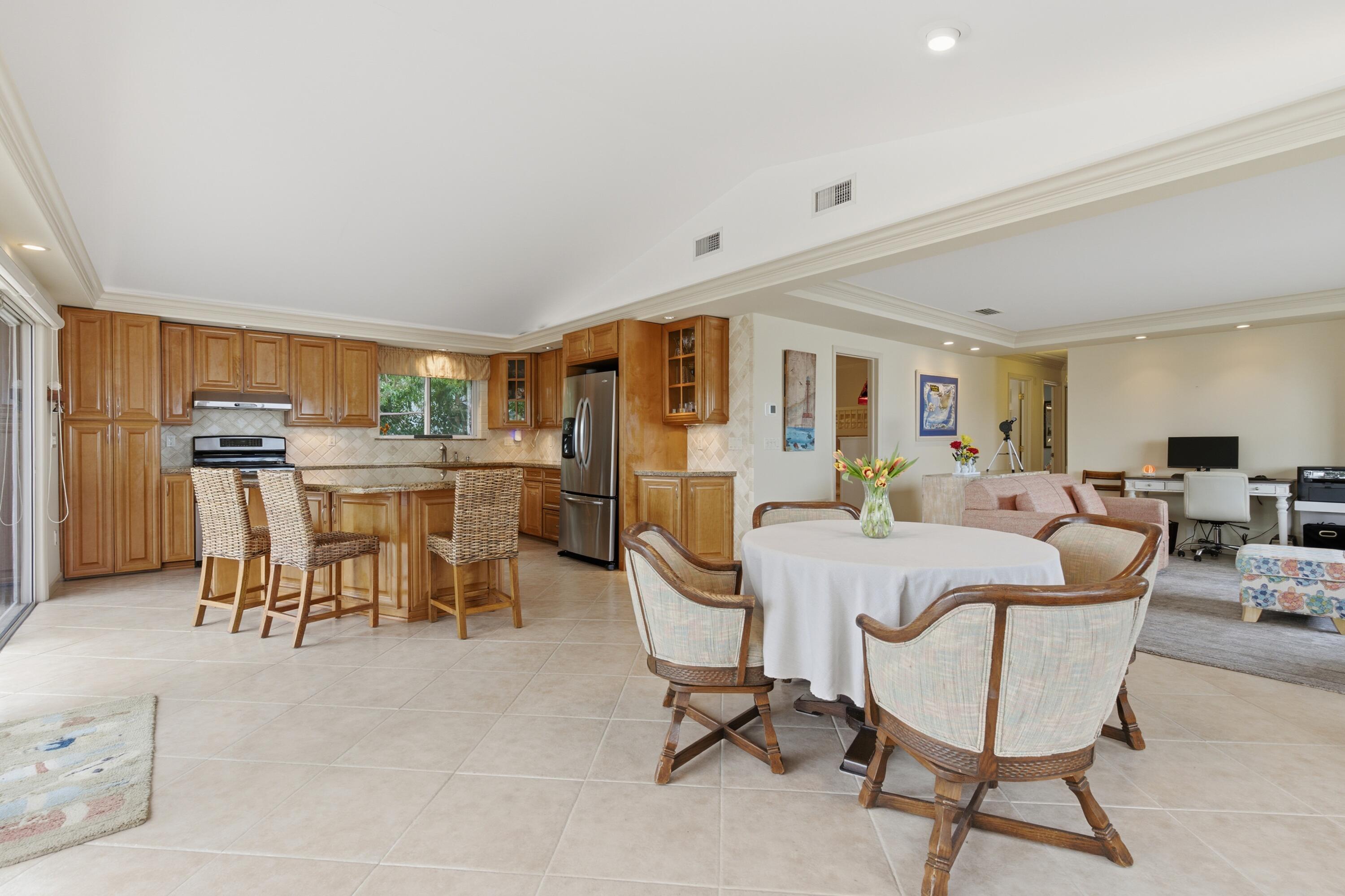 200 5th Street Key Colony Beach, FL 33051 - Photo 10 of 57 IMG_020