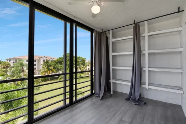 $1,900 | 9355 Southwest 8th Street, Unit 401, Boca Raton, FL 33428