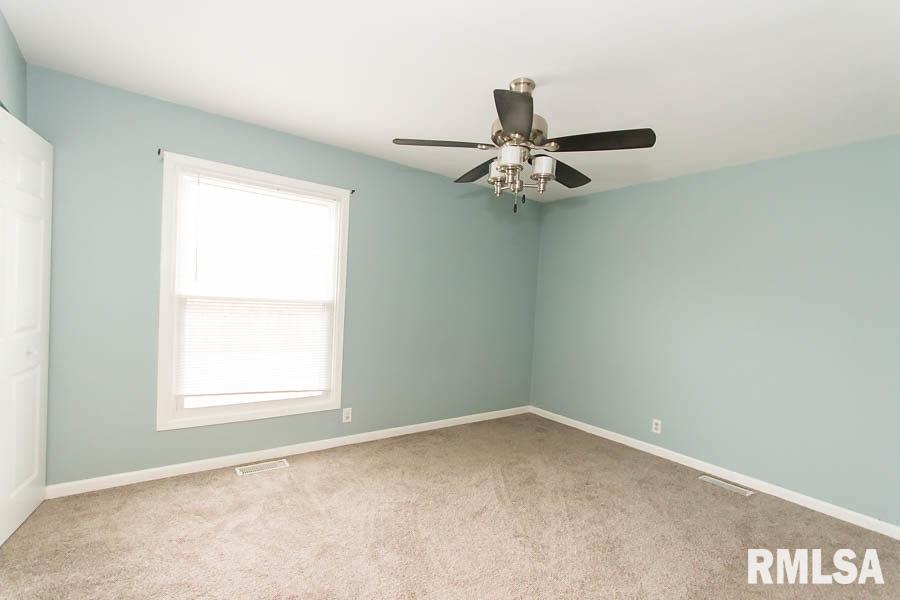 4 Greendale Washington, IL 61571 - Photo 16 of 32 Gallery Image 16