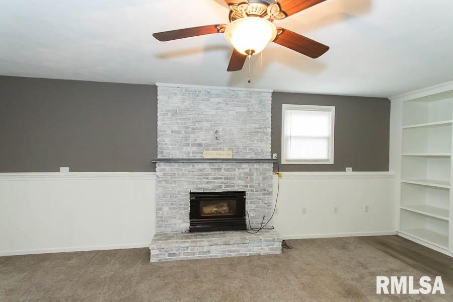 4 Greendale Washington, IL 61571 - Photo 2 of 32 Gallery Image 2