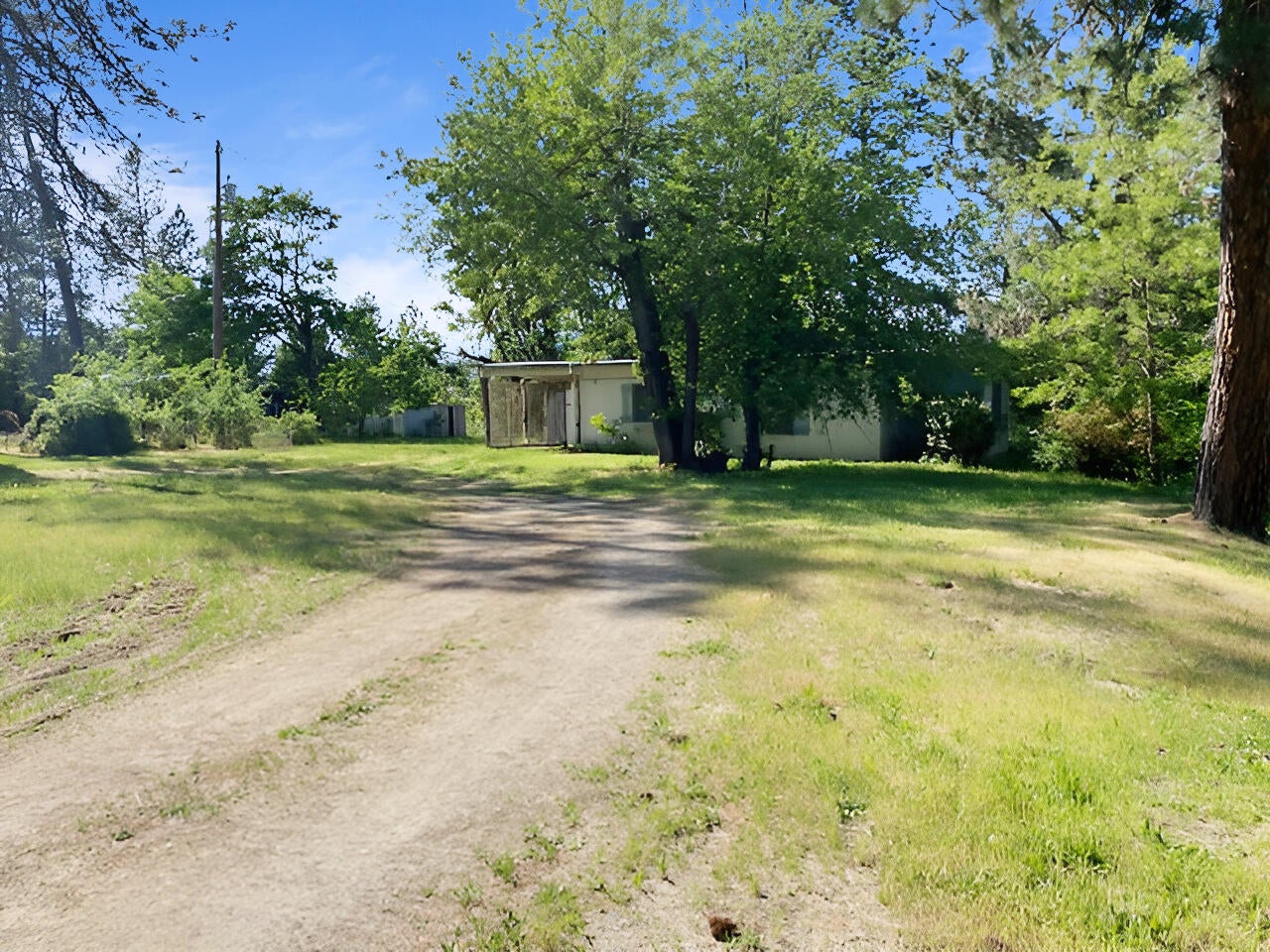 191 Gibson Street Merlin, OR 97532 - Photo 12 of 12 IMG_1988