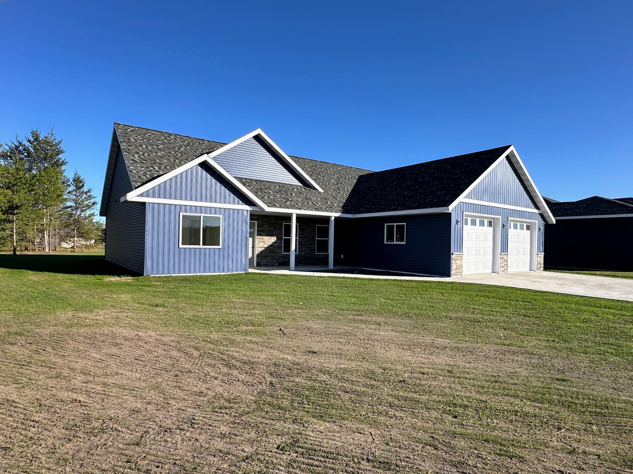 916 7th Avenue Northwest Perham, MN 56573 - Photo 13 of 28