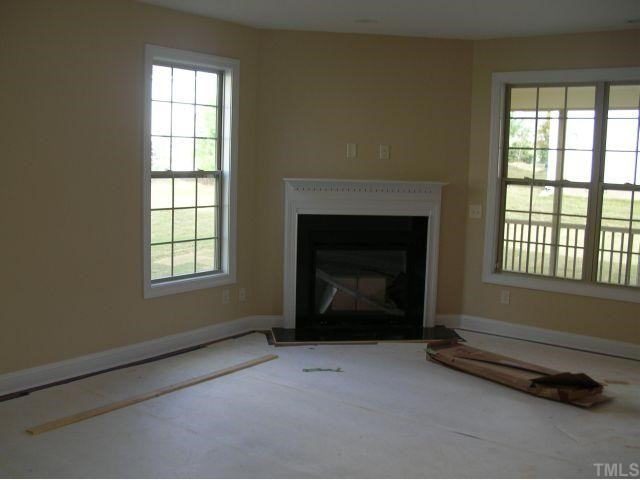 5104 Nautia Street Raleigh, NC 27606 - Photo 5 of 9 Den/Family/Great Room