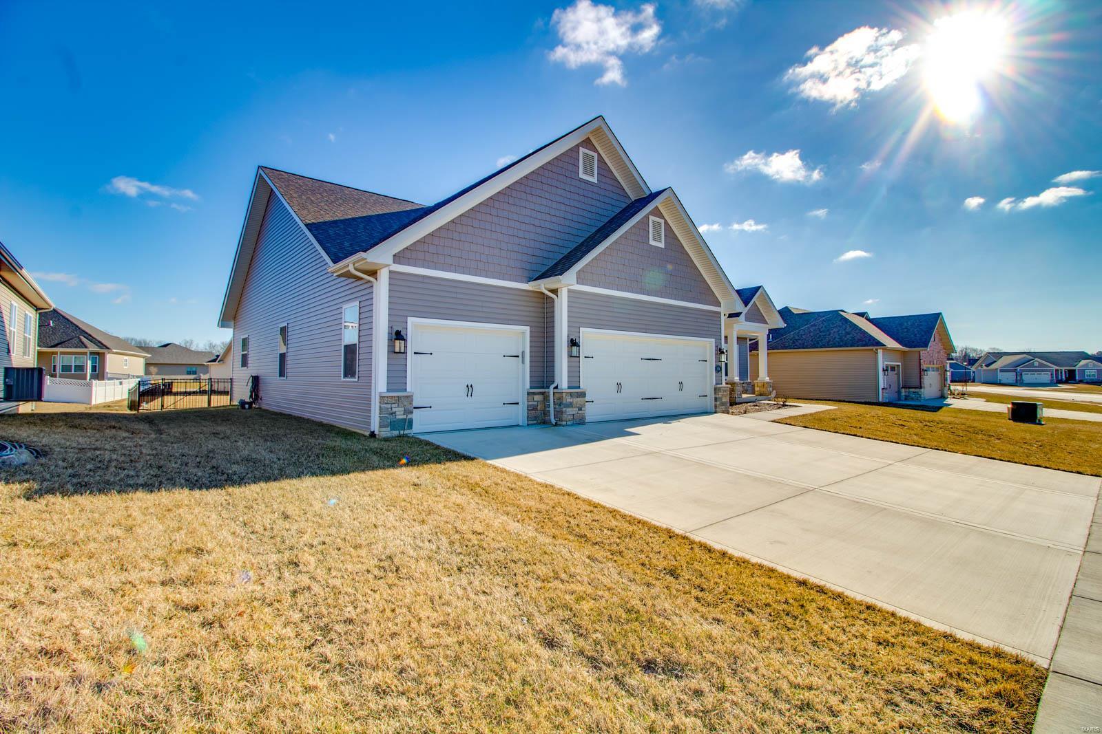 1306 Timber Ridge Trace Drive O'Fallon, IL 62269 - Photo 3 of 67