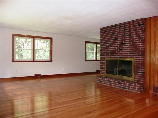 50 Richards Road Southborough, MA 01772 - Photo 6 of 24 Gallery Image 6