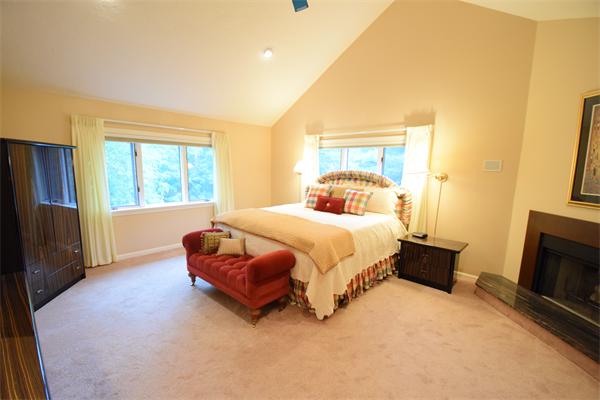 7 Solomon Pierce Road Lexington, MA 02420 - Photo 12 of 30 Gallery Image 12