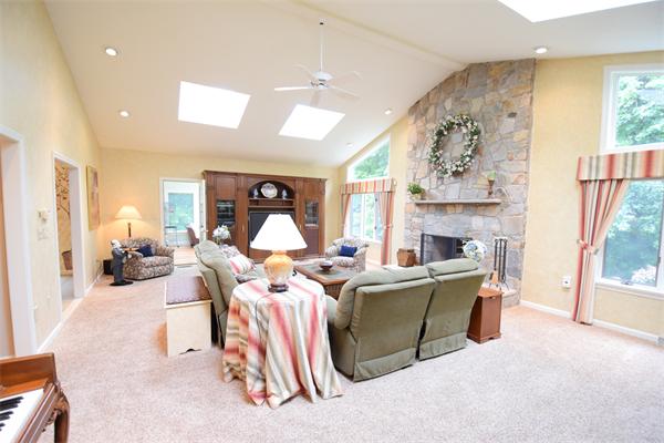 7 Solomon Pierce Road Lexington, MA 02420 - Photo 9 of 30 Gallery Image 9