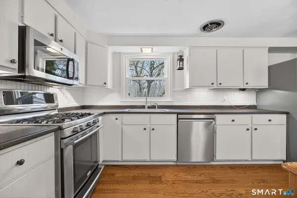 $799,000 | 185 Ingham Hill Road, Old Saybrook, CT 06475