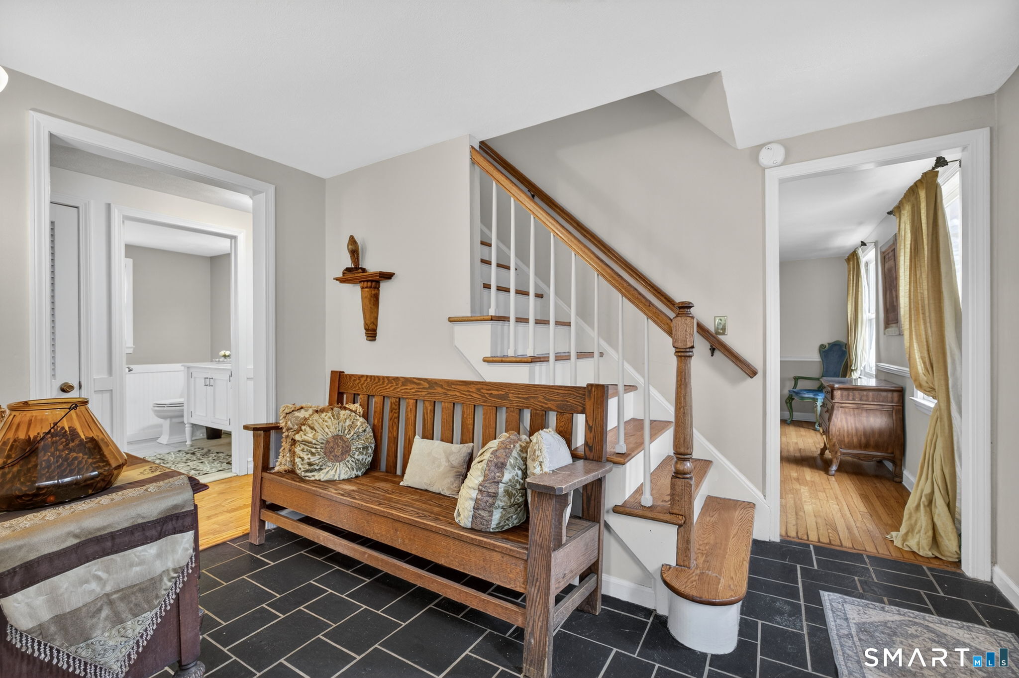 185 Ingham Hill Road Old Saybrook, CT 06475 - Photo 19 of 46 a living room with furniture
