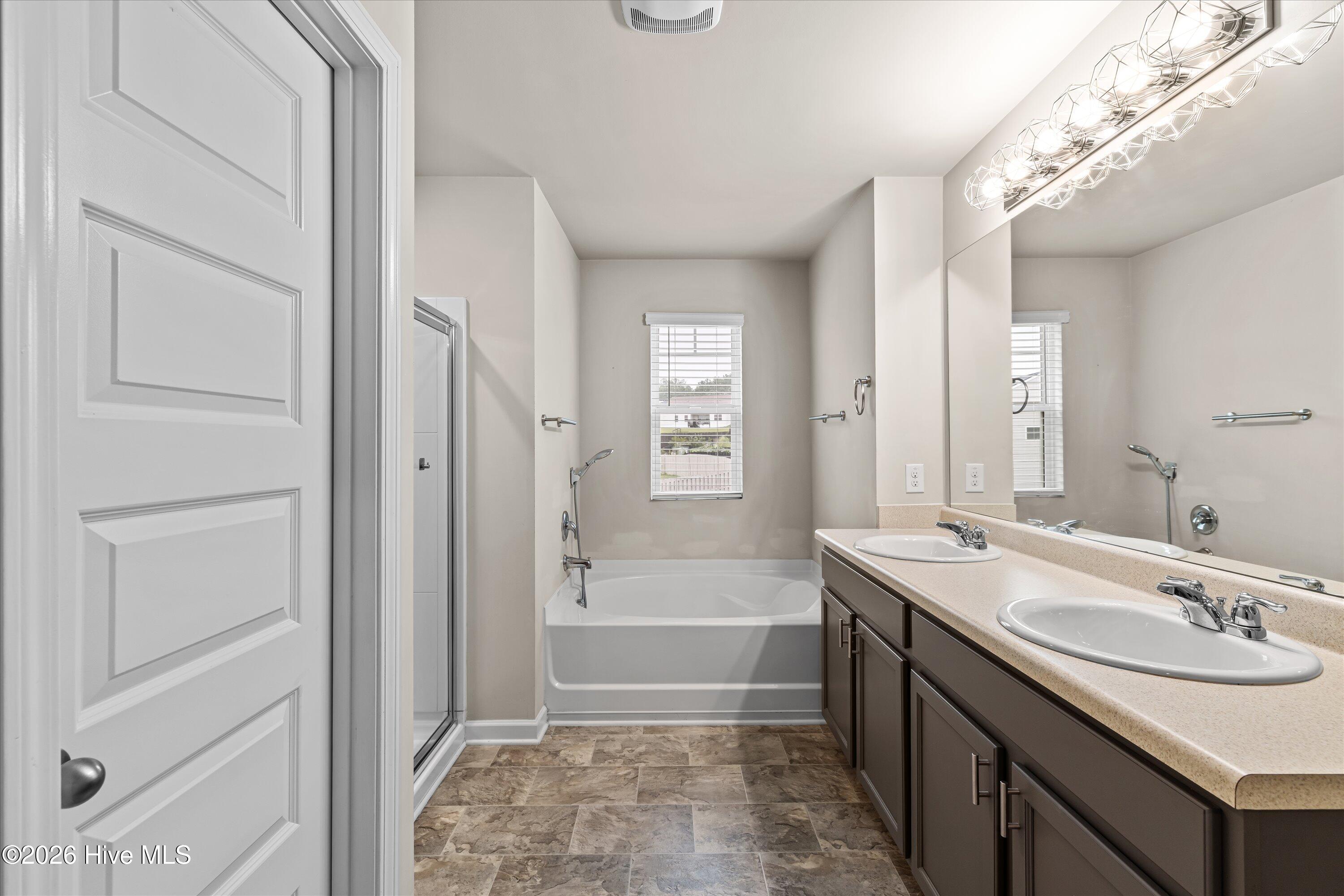 4038 Abbey Road Grovetown, GA 30813 - Photo 32 of 54 Primary Bathroom