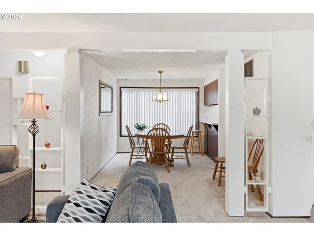 $309,900 | 600 Cherry Drive, Unit 8, Eugene, OR 97401