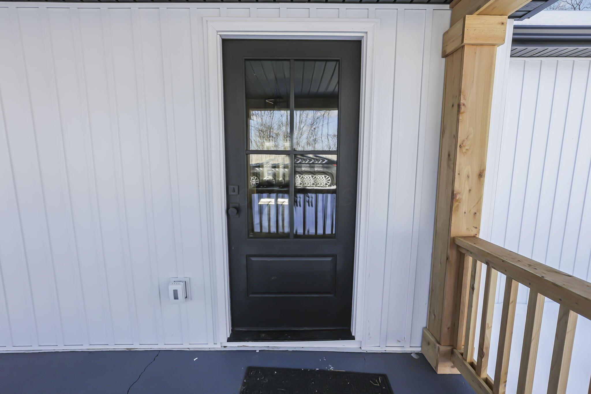 6103 Pickerington Road Carroll, OH 43112 - Photo 10 of 45 Brand new front door!