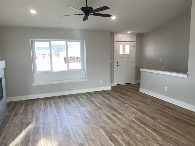 $334,750 | 8593 East Cherrywood Court, Bel Aire, KS 67226