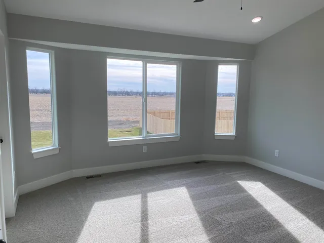 $334,750 | 8593 East Cherrywood Court, Bel Aire, KS 67226