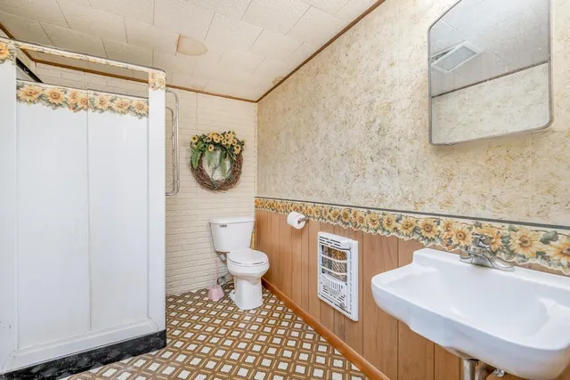 $140,000 | 523 W Avenue East, Caldwell, KS 67022