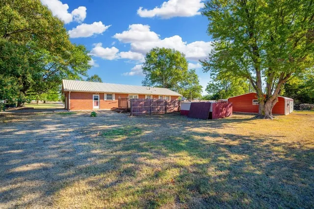 $140,000 | 523 W Avenue East, Caldwell, KS 67022