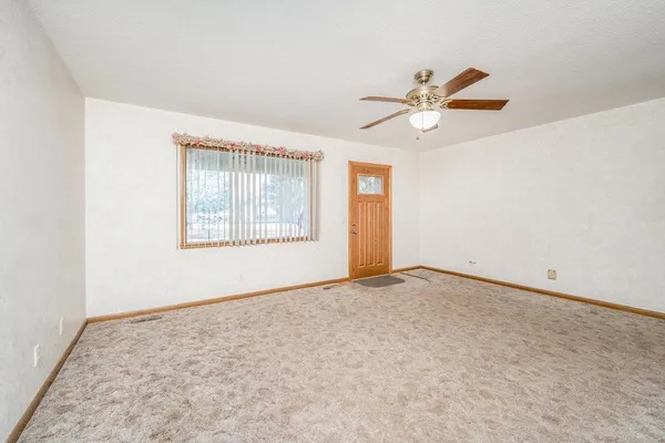 $140,000 | 523 W Avenue East, Caldwell, KS 67022