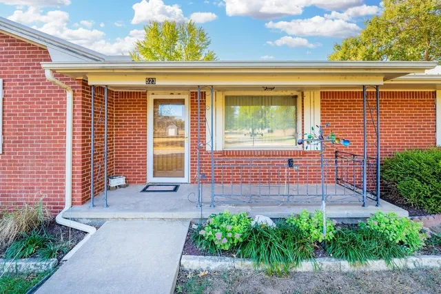 $140,000 | 523 W Avenue East, Caldwell, KS 67022