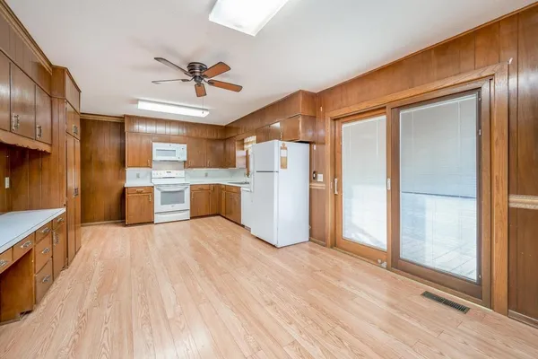 $140,000 | 523 W Avenue East, Caldwell, KS 67022