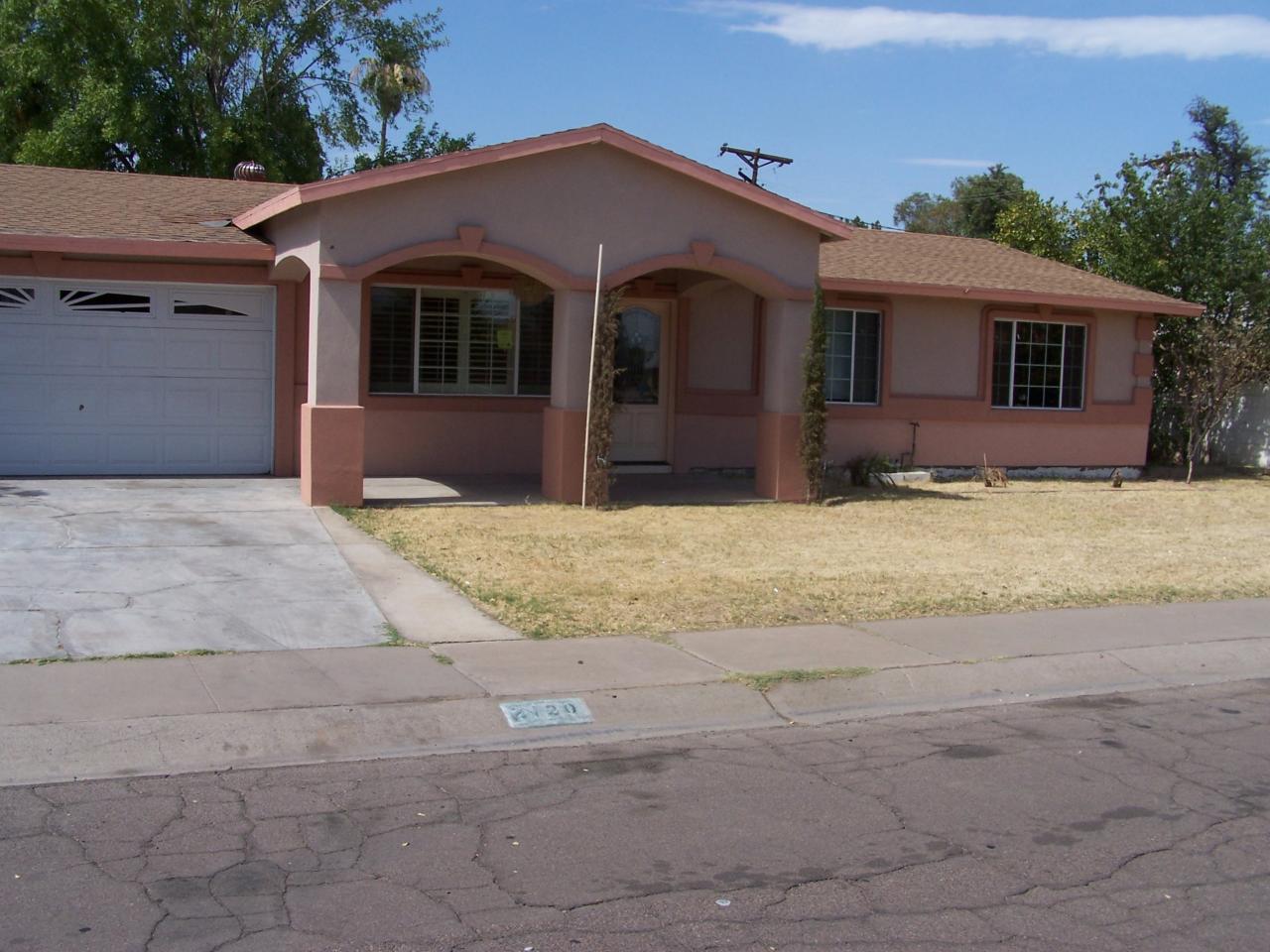 2120 West Bethany Home Road Phoenix, AZ 85015 - Photo 1 of 1 Front of the home
