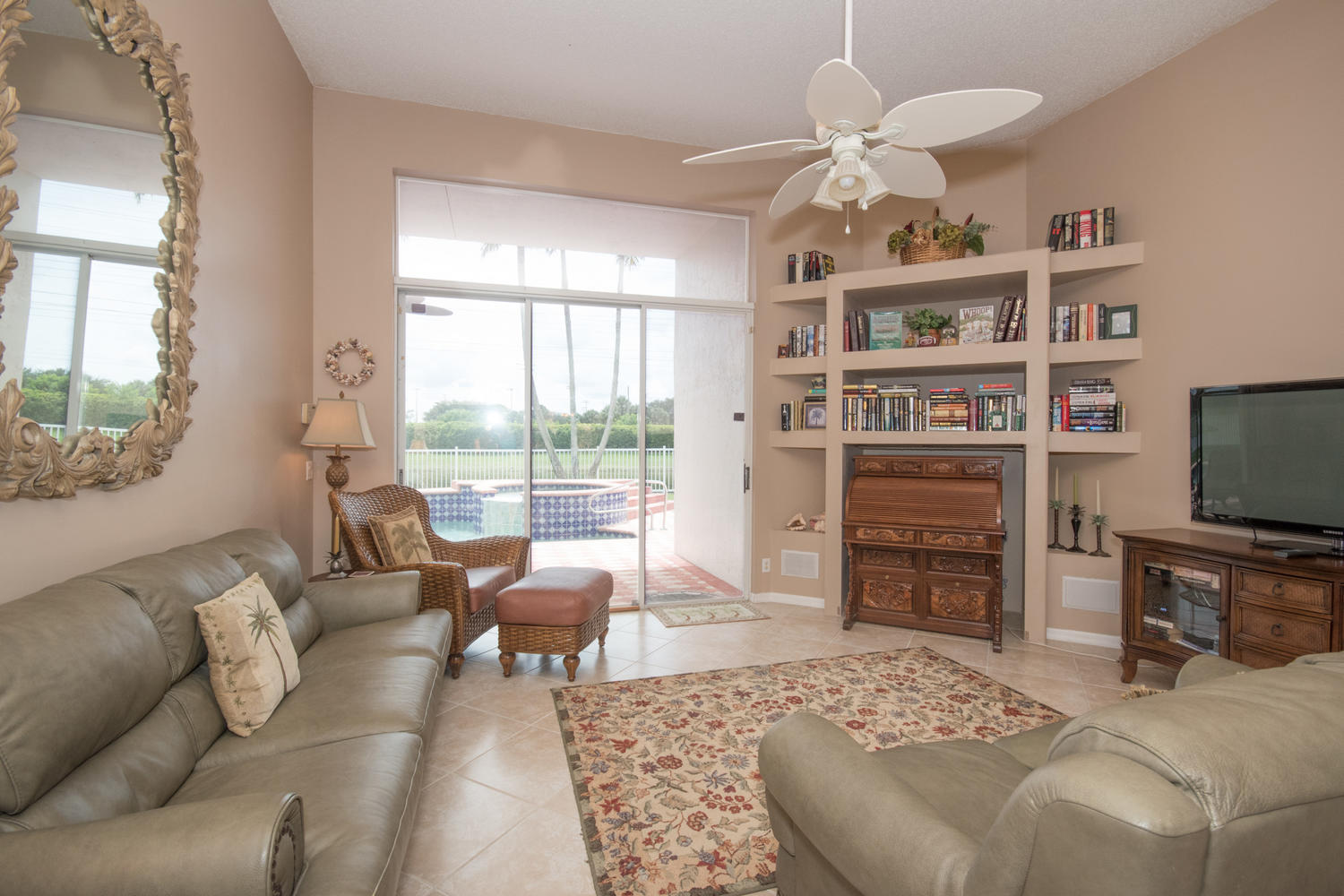 10864 Tea Olive Lane Boca Raton, FL 33498 - Photo 13 of 48 10864 Tea Olive Ln Boca Raton-large-020-