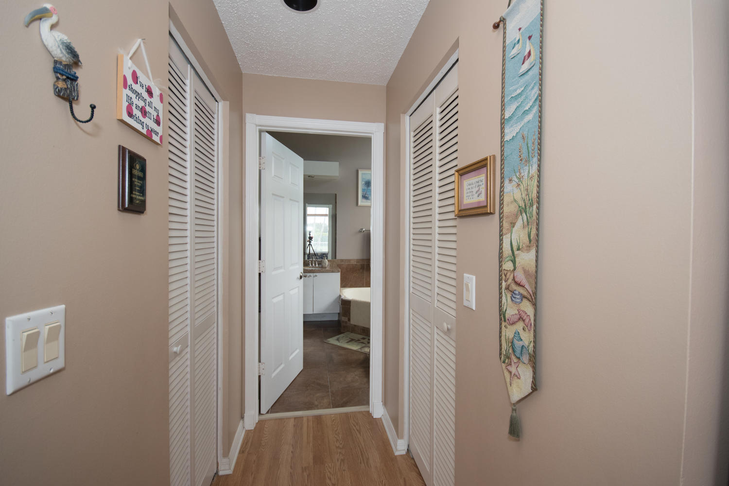 10864 Tea Olive Lane Boca Raton, FL 33498 - Photo 17 of 48 10864 Tea Olive Ln Boca Raton-large-026-
