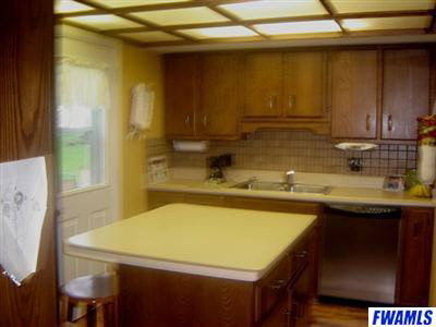 907 Moeller Road New Haven, IN 46774 - Photo 4 of 11 Gallery Image 4
