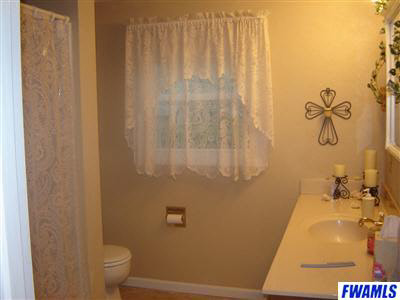 907 Moeller Road New Haven, IN 46774 - Photo 9 of 11 Gallery Image 9