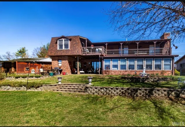 $379,900 | 1813 College Avenue, Vincennes, IN 47591