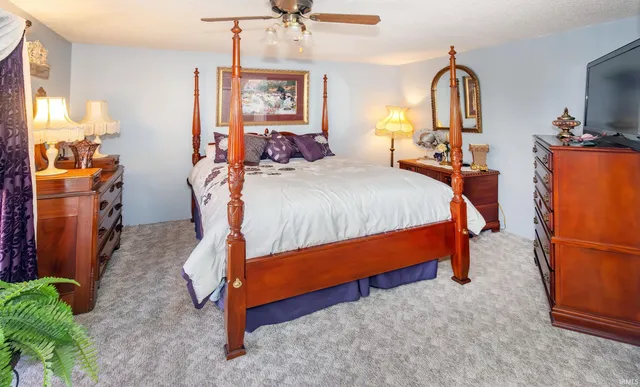 $379,900 | 1813 College Avenue, Vincennes, IN 47591