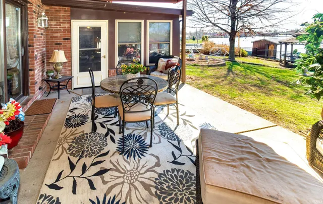 $379,900 | 1813 College Avenue, Vincennes, IN 47591