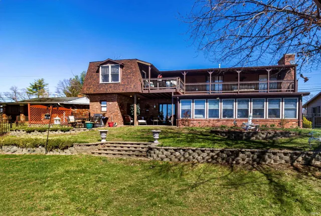 $379,900 | 1813 College Avenue, Vincennes, IN 47591