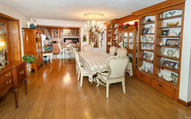 $379,900 | 1813 College Avenue, Vincennes, IN 47591