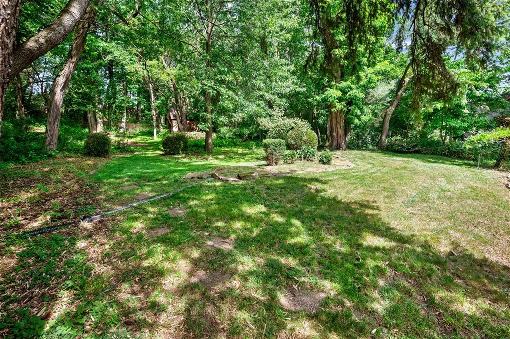 115 Elmore Road Pittsburgh, PA 15221 - Photo 29 of 35