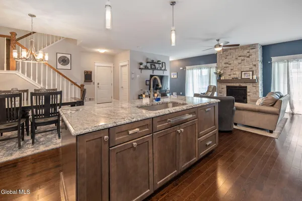 $550,000 | 32 Stacey Way, North Greenbush, NY 12180
