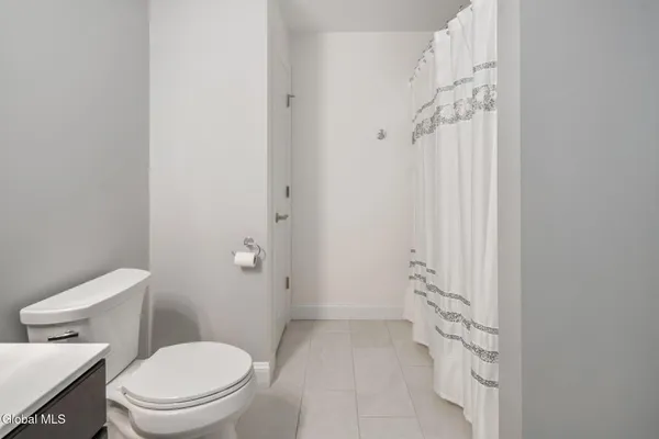 $550,000 | 32 Stacey Way, North Greenbush, NY 12180