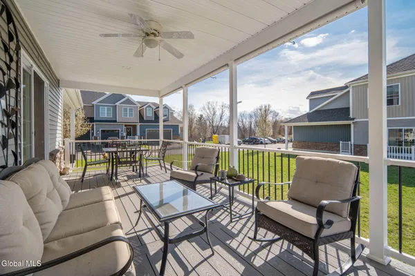 $550,000 | 32 Stacey Way, North Greenbush, NY 12180
