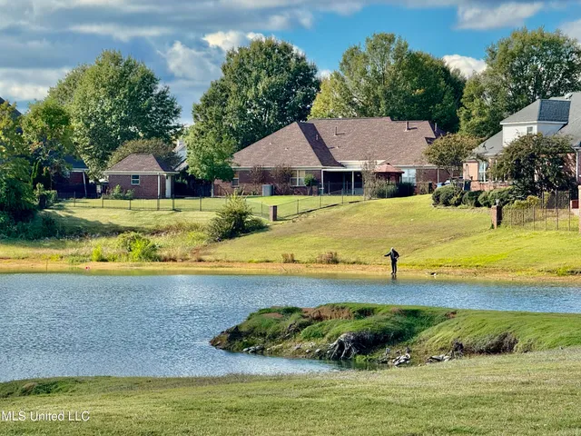 $499,500 | 6934 North Sunrise Loop, Olive Branch, MS 38654
