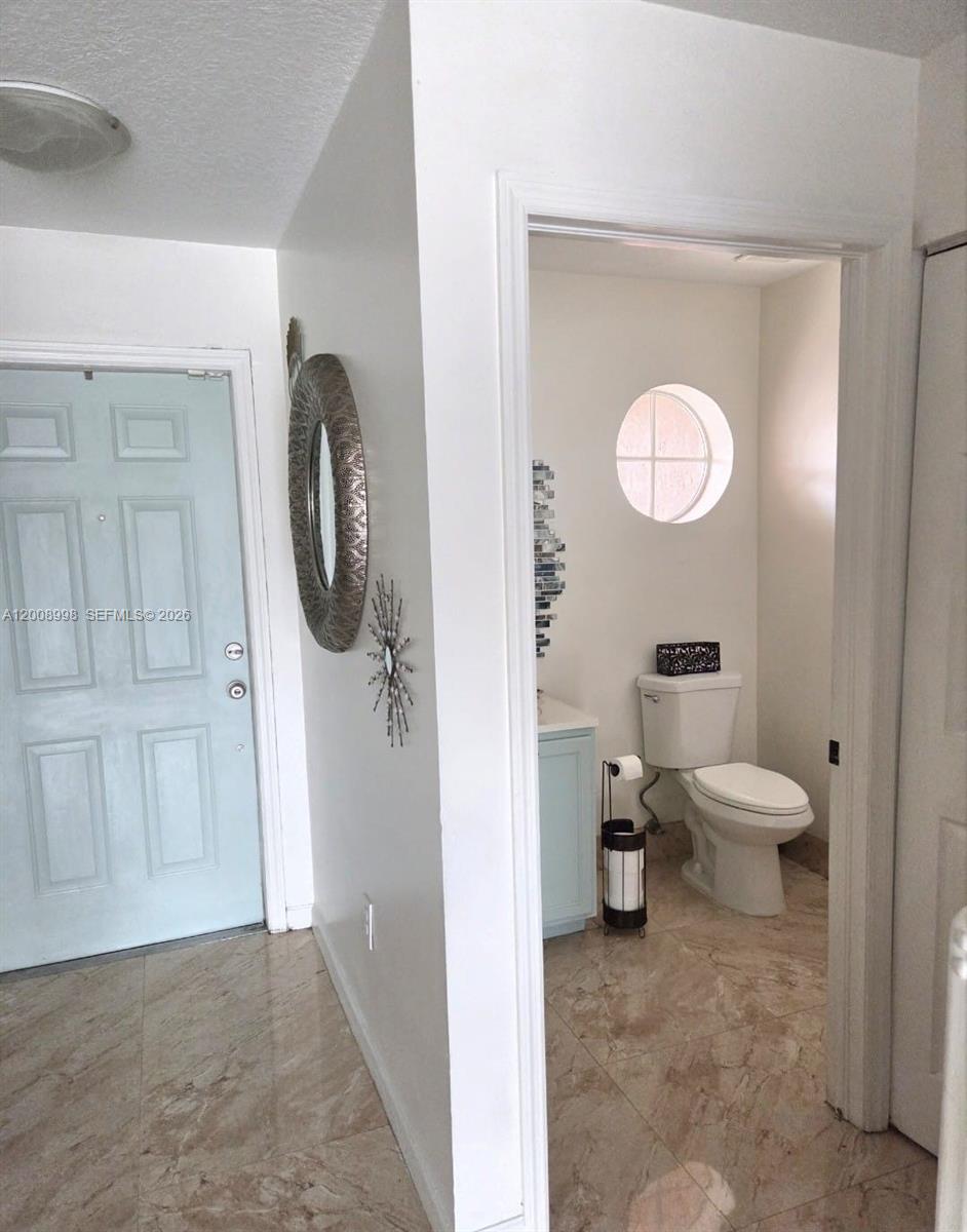 16504 Southwest 71st Terrace Miami, FL 33193 - Photo 2 of 8