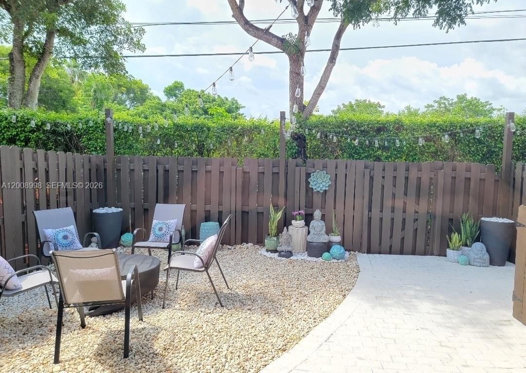 16504 Southwest 71st Terrace Miami, FL 33193 - Photo 7 of 8