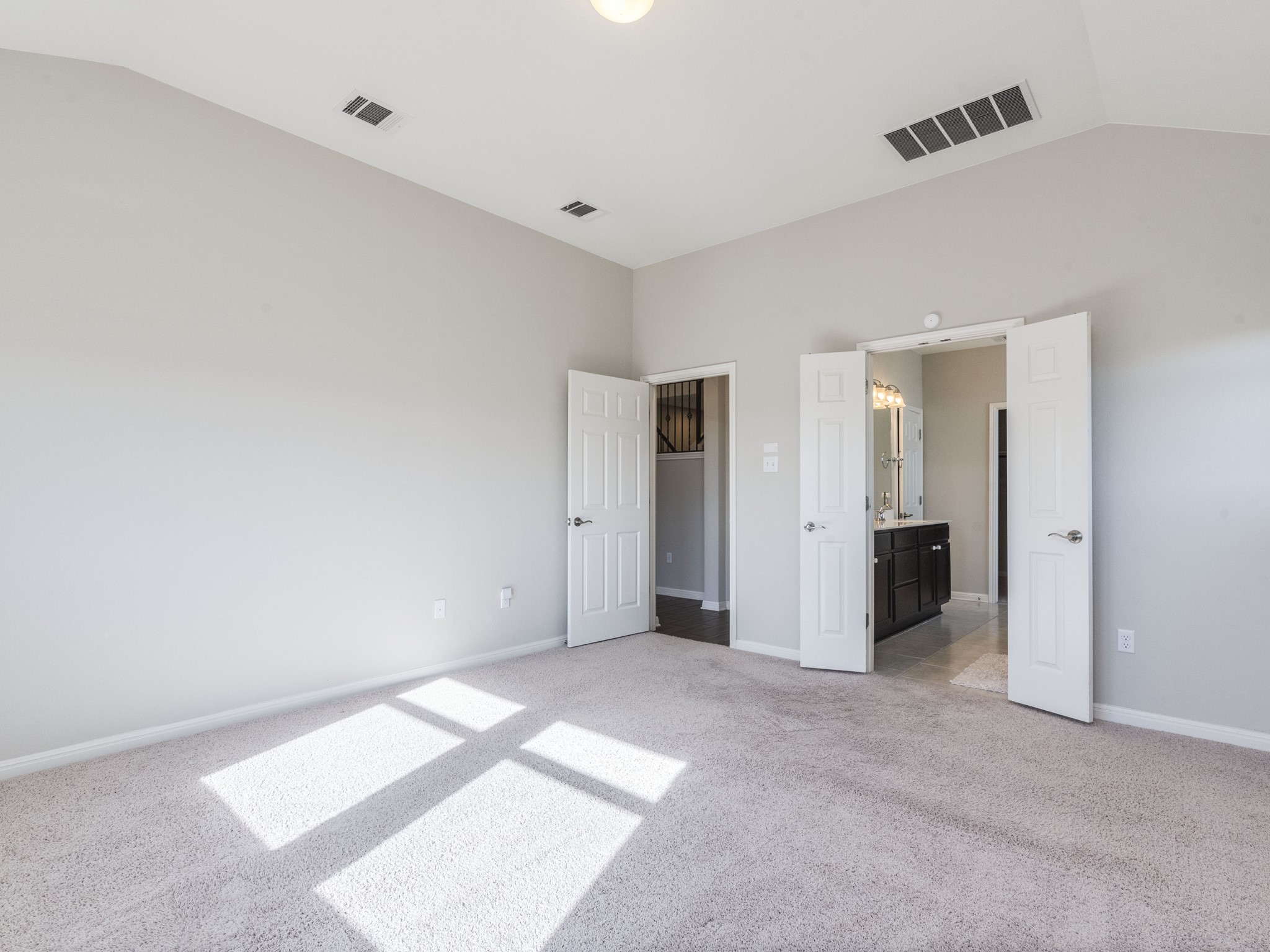 6829 Banff Cove Austin, TX 78754 - Photo 14 of 39 a view of an empty room
