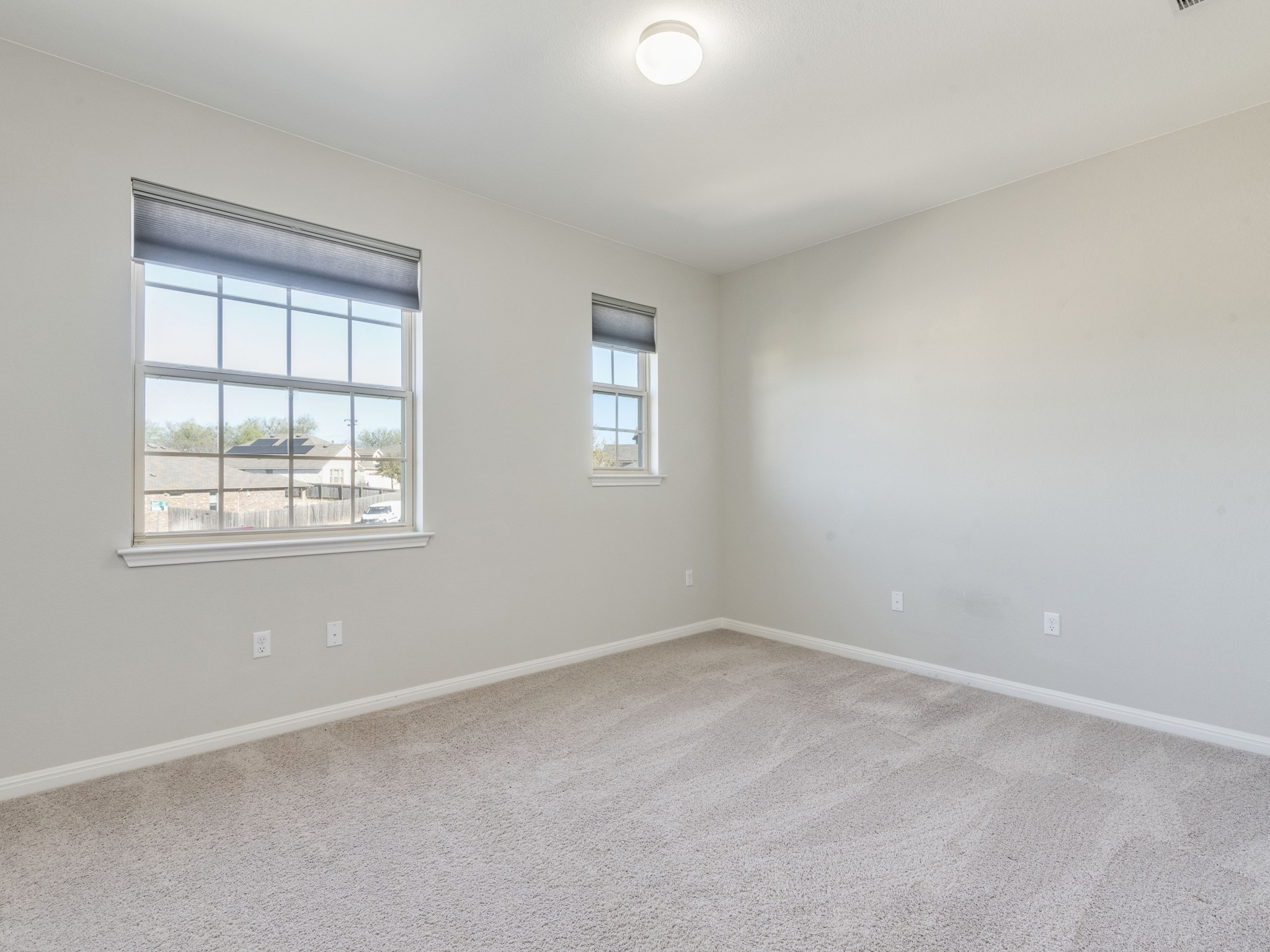 6829 Banff Cove Austin, TX 78754 - Photo 24 of 39 an empty room with a window