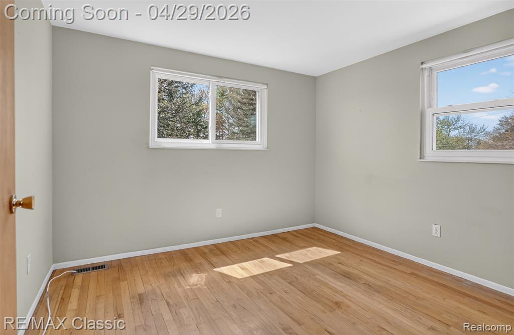 36365 Six Mile Road Livonia, MI 48152 - Photo 26 of 32