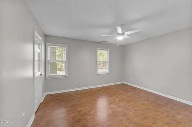 $1,600 | 2 Tarawa Terrace, Durham, NC 27705