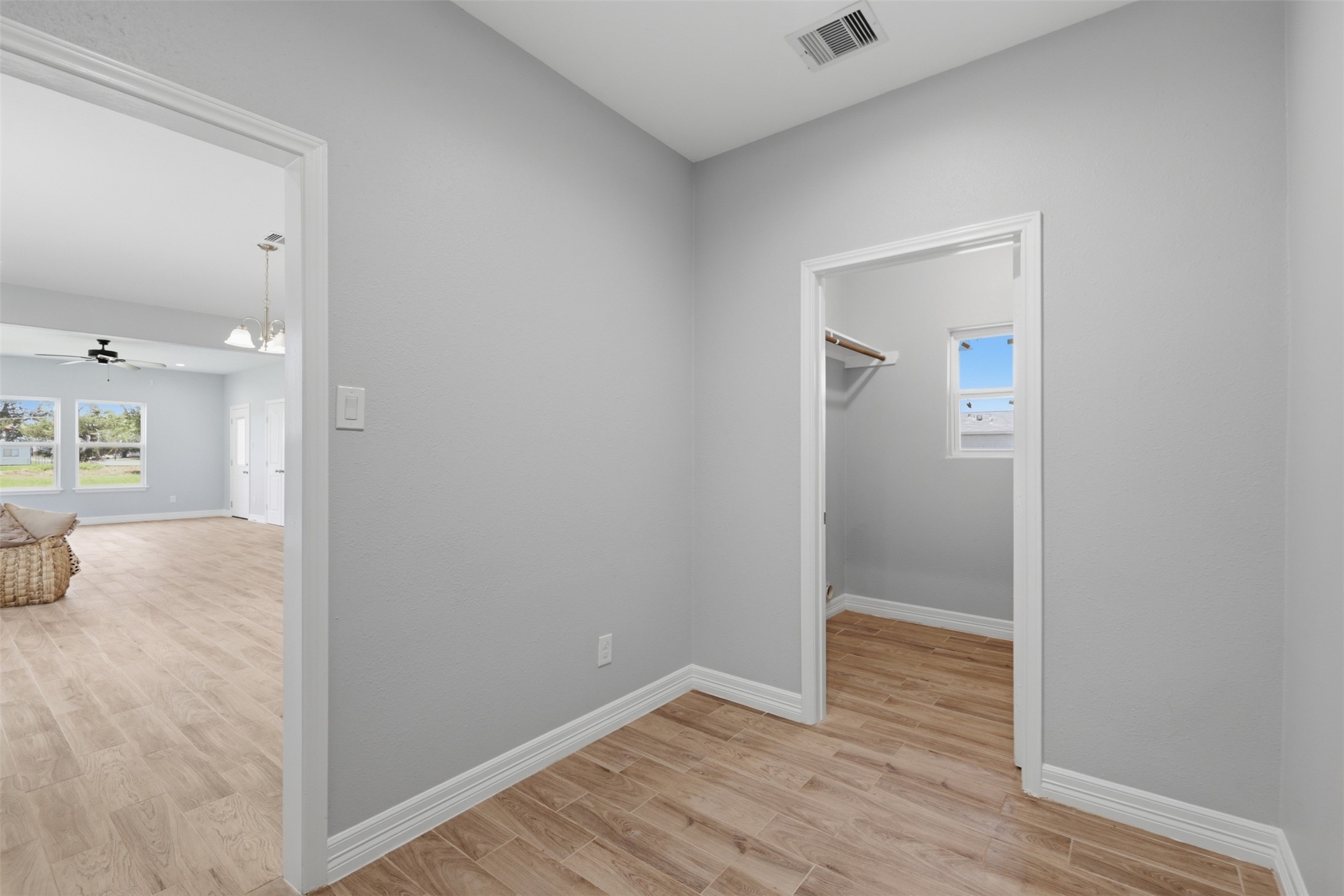 249 Mc Dade Street Hempstead, TX 77445 - Photo 12 of 38