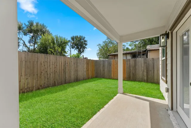 $360,000 | 5013 Golden Forest Drive, Houston, TX 77091