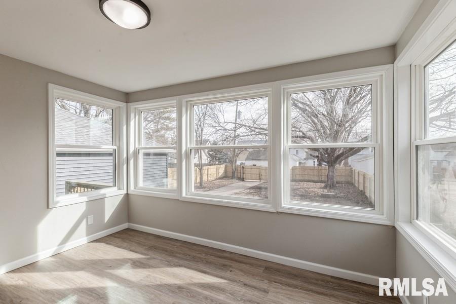 1717 North 3rd Street Clinton, IA 52732 - Photo 11 of 15