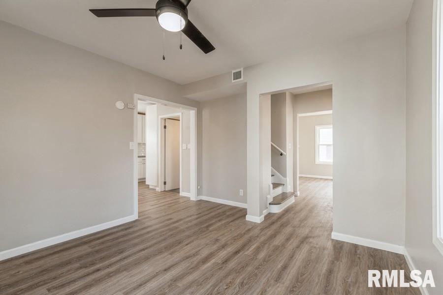 1717 North 3rd Street Clinton, IA 52732 - Photo 6 of 15